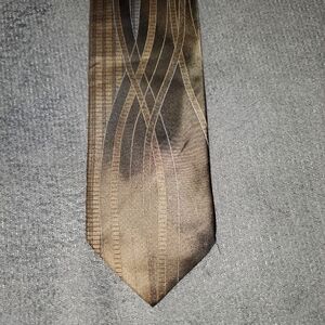 GOLD/TAN TIE NEW